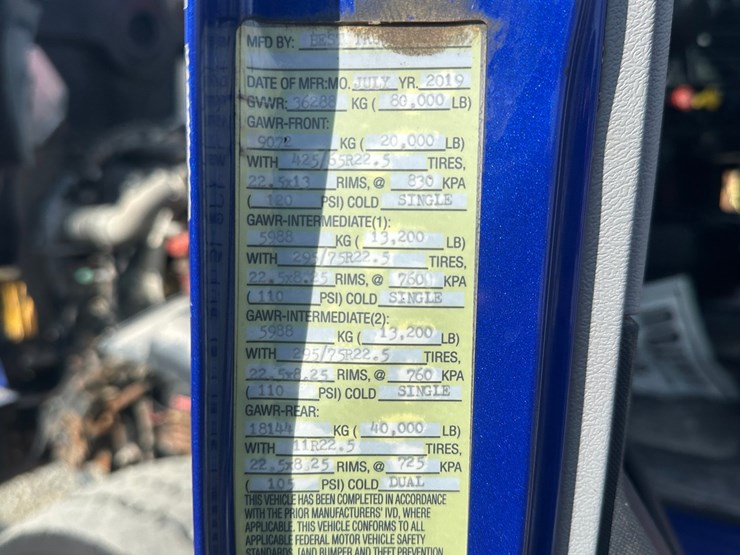 2019-massey-ferguson-8-image-94