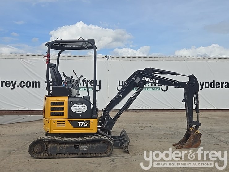 2022-deere-17g-image-6