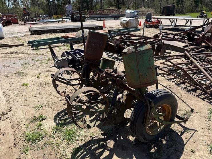 john-deere-2-image-3