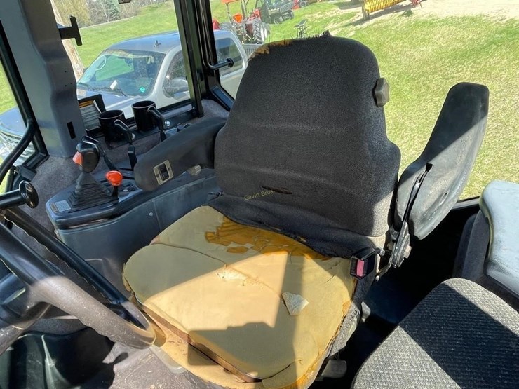 new-holland-8670-image-9