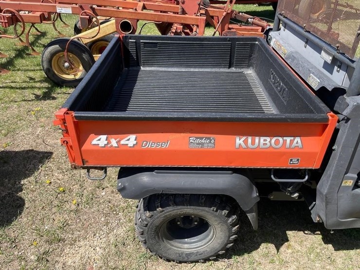kubota-rtv900-image-6