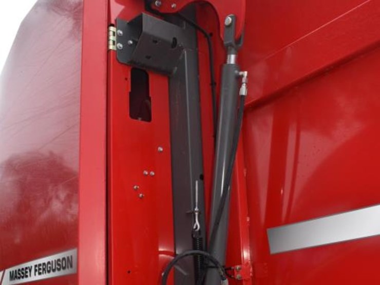 massey-ferguson-2946-image-11