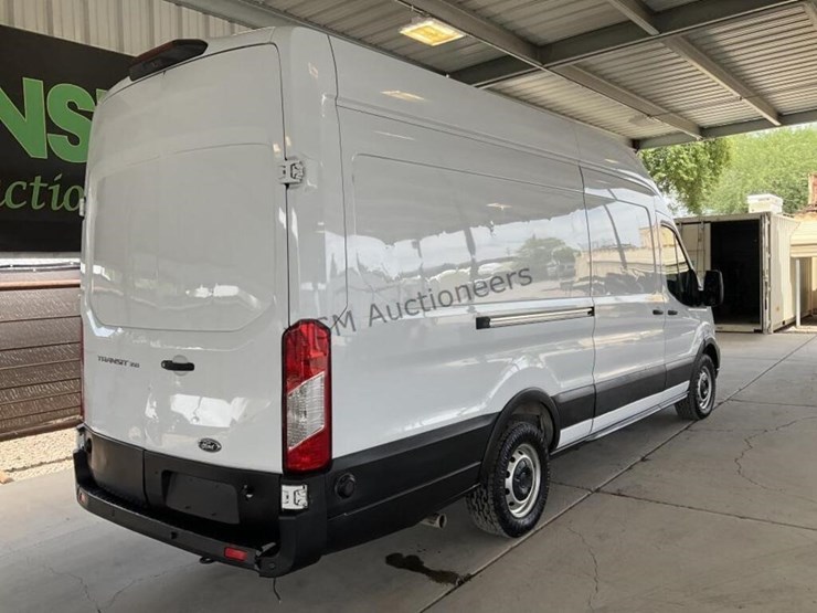 2020-ford-transit-image-7