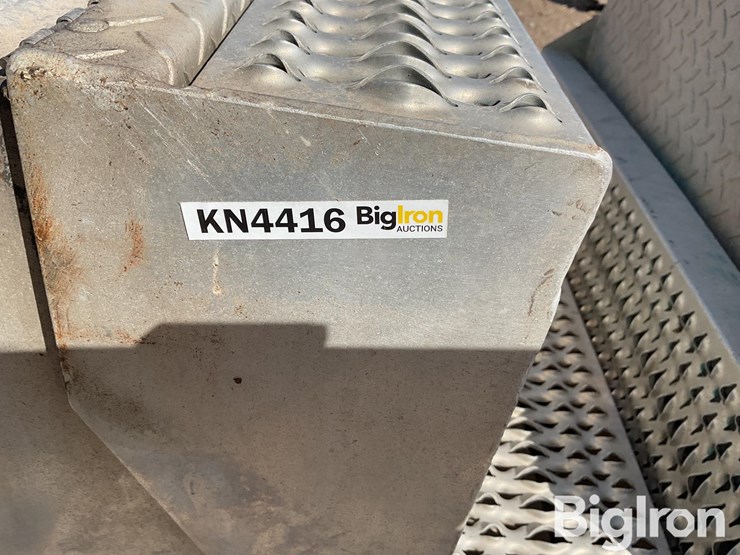 peterbilt-379-image-10
