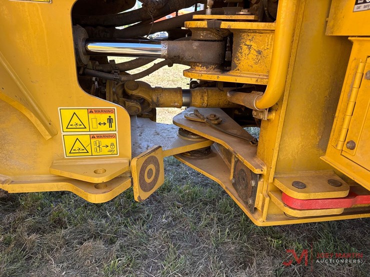 2021-caterpillar-950gc-image-13