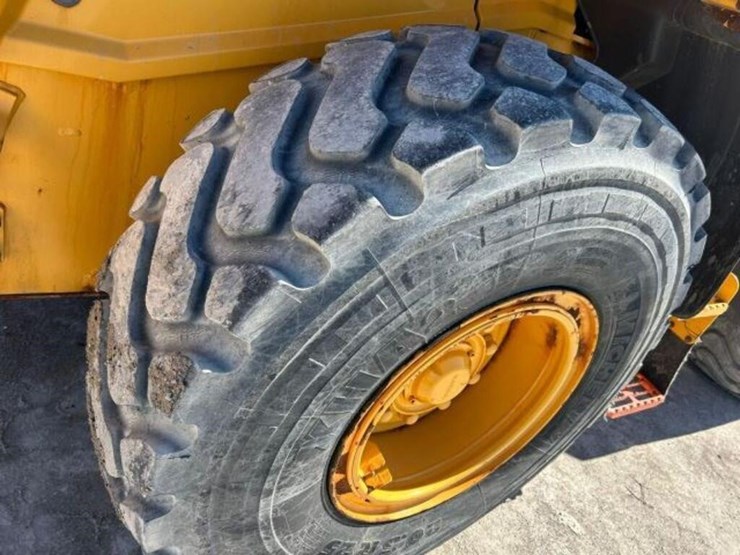 2019-volvo-l60h-image-70