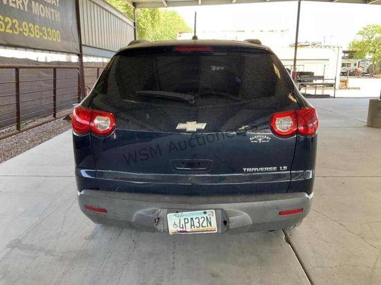 2012-chevrolet-traverse-ls-image-6