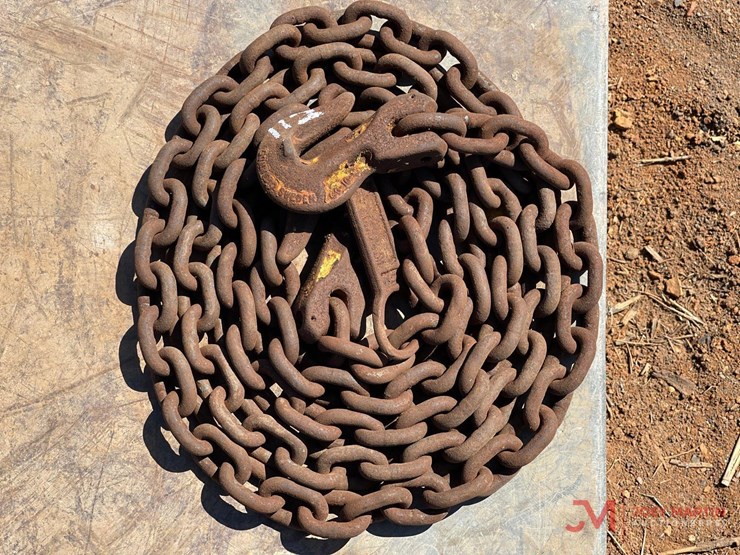 3/8"-chain-with-hooks-image-1
