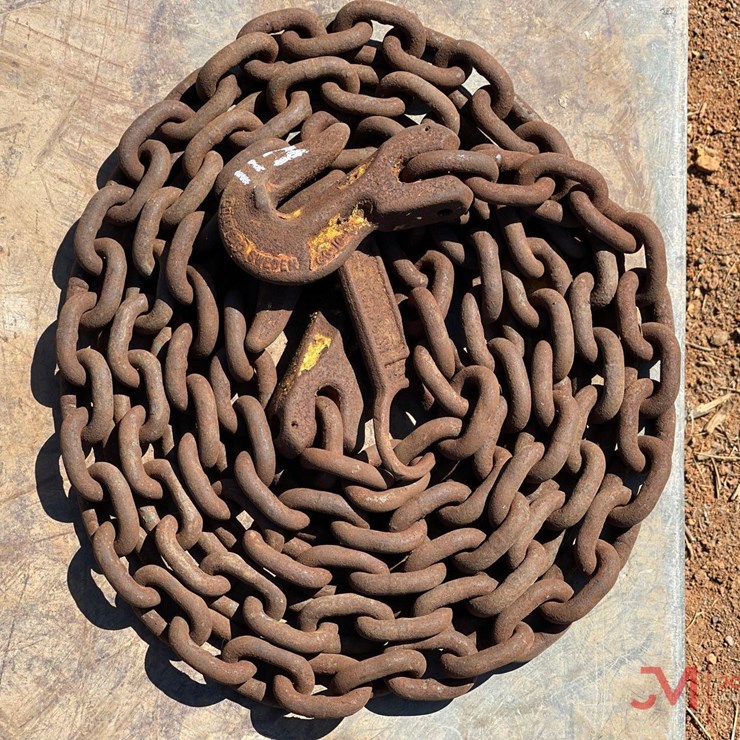 3/8" CHAIN WITH HOOKS