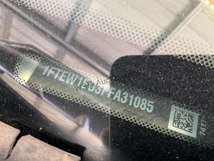 2015-ford-f150-image-16