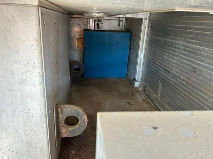 1996-ford-f700-image-39