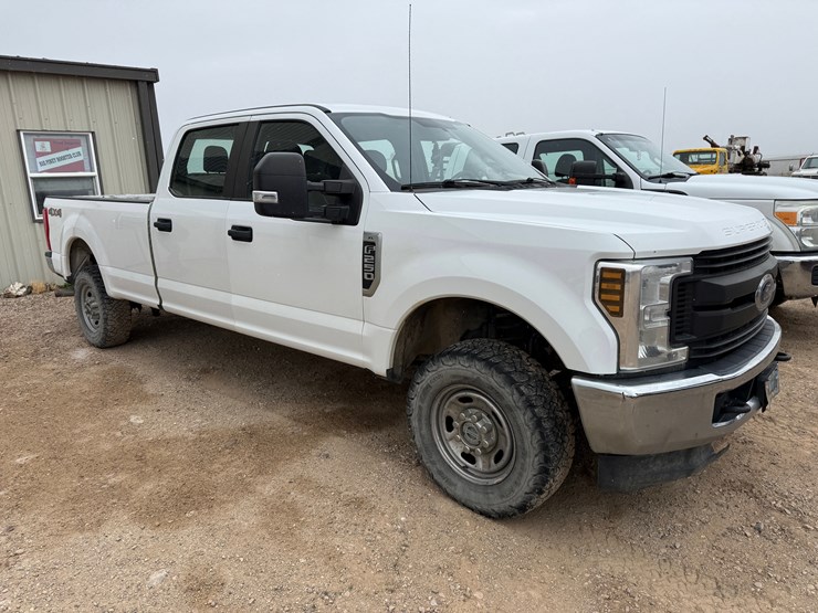 2019-ford-f250-image-4