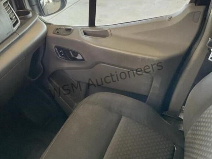 2021-ford-transit-image-22