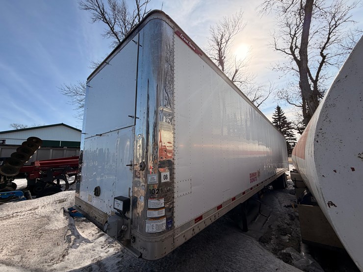 2014-great-dane-trailer-image-1