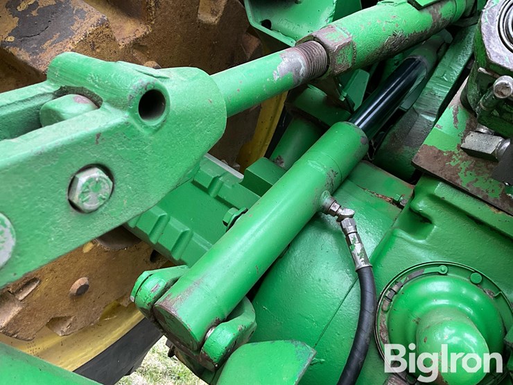 1979-john-deere-4440-image-16