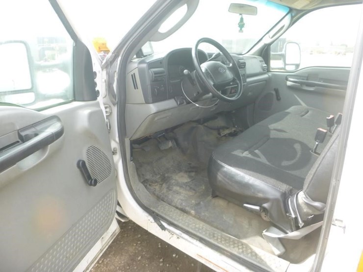 2007-ford-f450-image-7