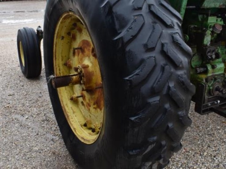 john-deere-4430-image-10