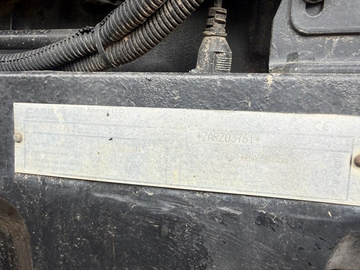 2010-case-ih-magnum-245-image-23