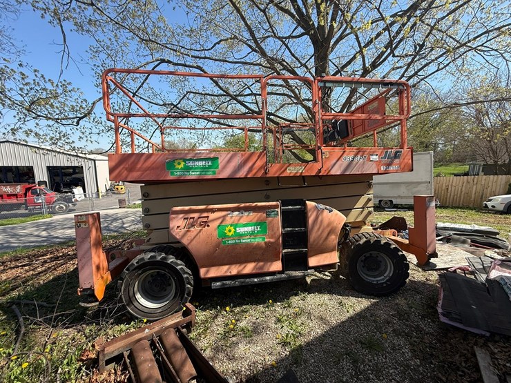 2008-jlg-4394rt-image-2