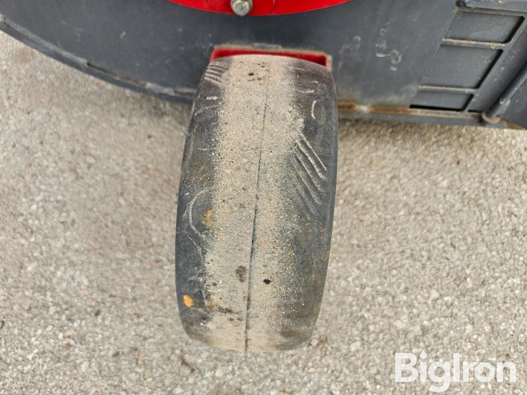 massey-ferguson-730-image-17