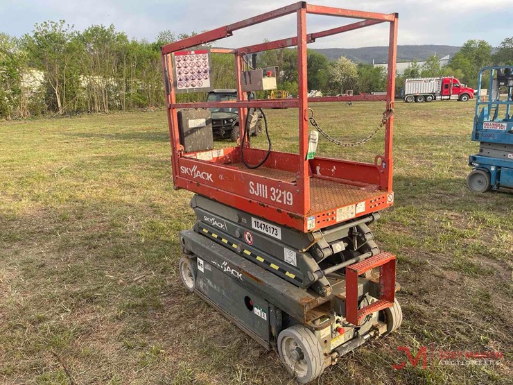 2016-skyjack-sjiii3219-image-4