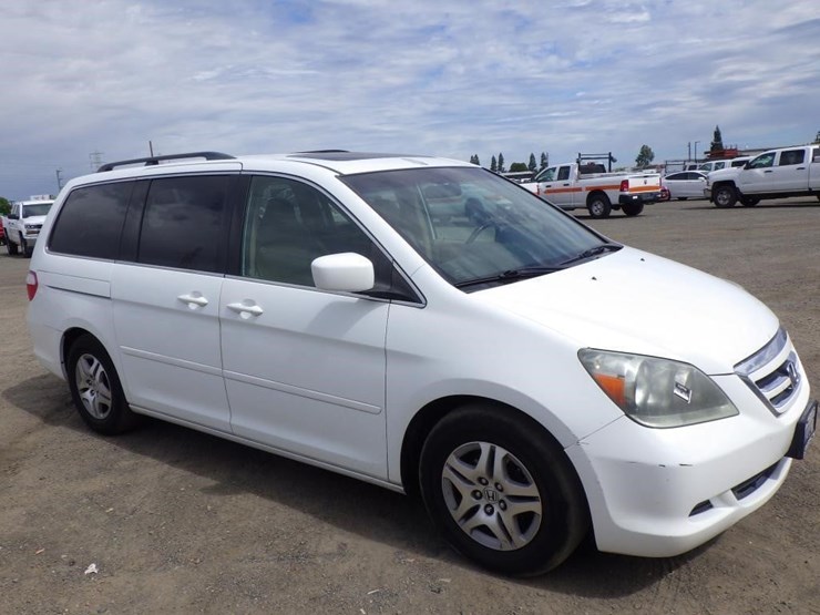 2007-honda-odyssey-image-2