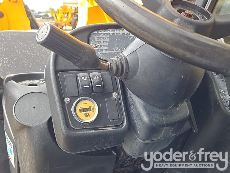 2017-jcb-510-56-image-75