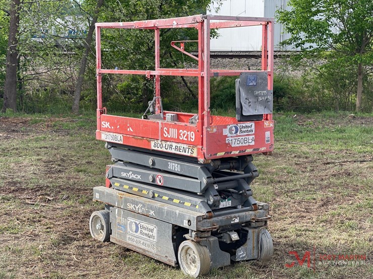 2016-skyjack-sjiii3219-image-2