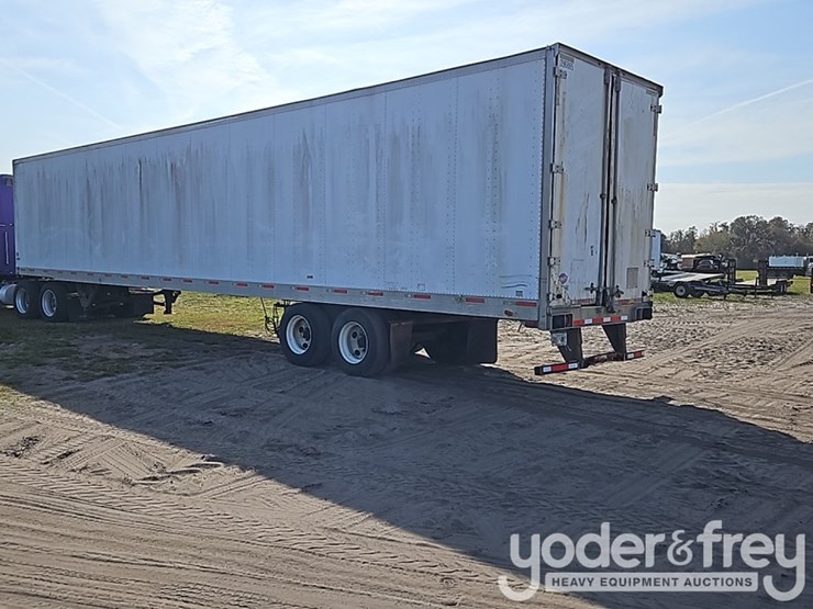 2008-utility-53'-image-3