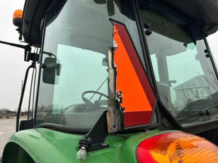 2016-john-deere-5085e-image-54