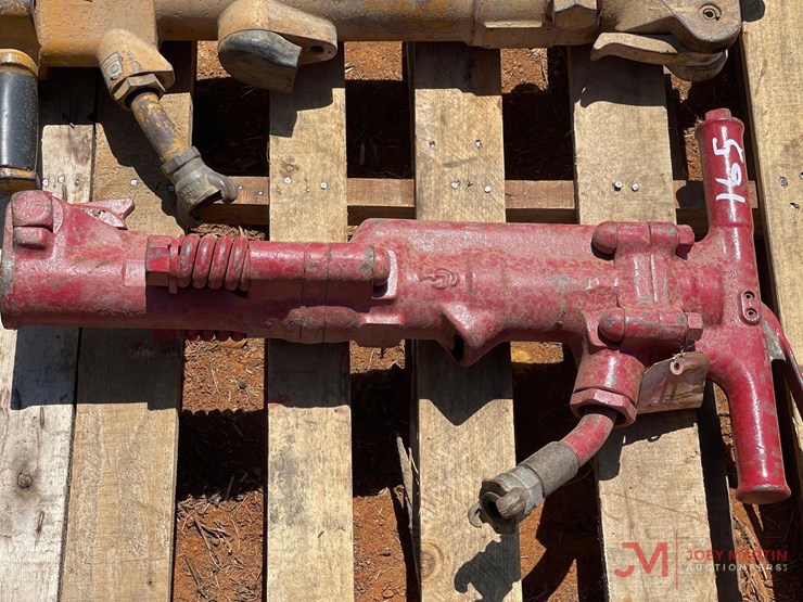 pneumatic-jack-hammer-image-1