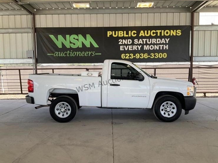 2012-chevrolet-silverado-1500-image-1