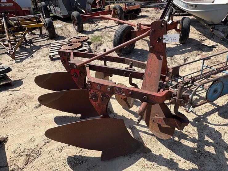 massey-ferguson-3-image-1