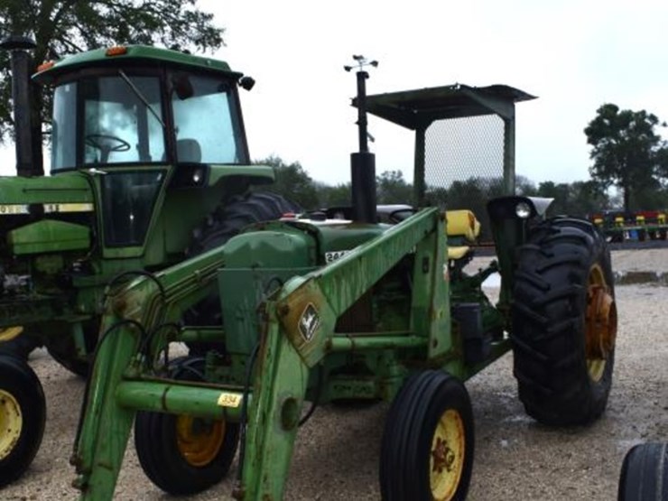 john-deere-2440-image-1