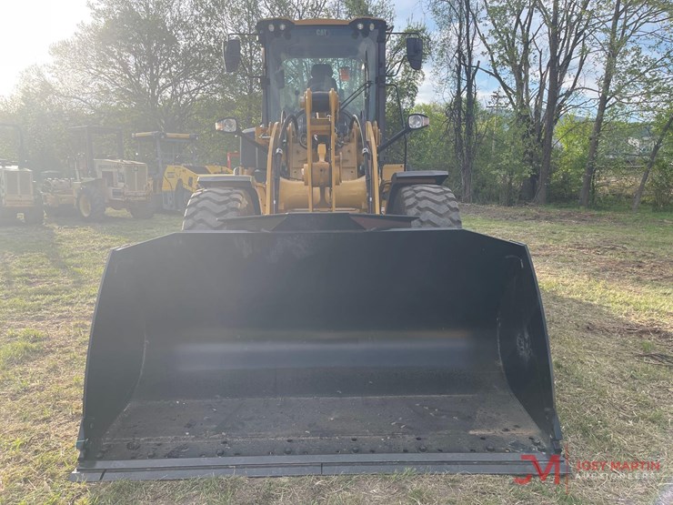 2026-caterpillar-926-image-8