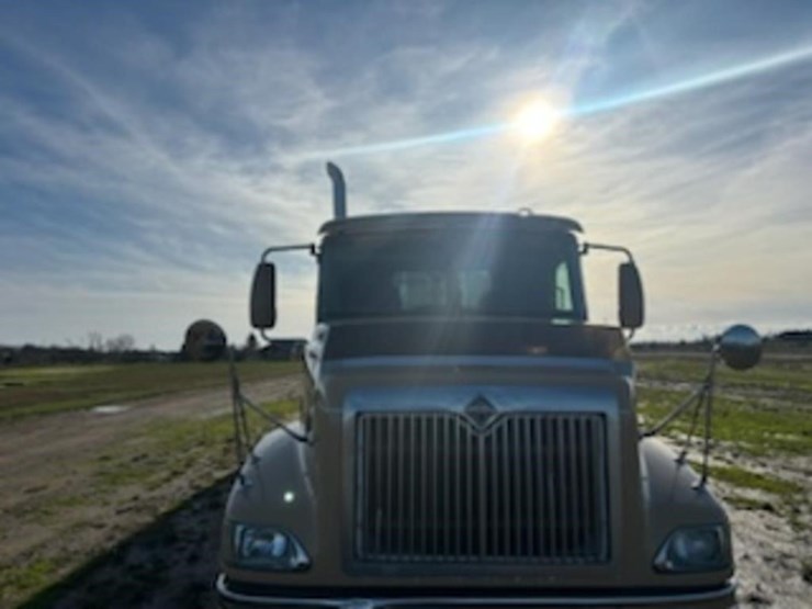 2007-international-9200i-image-2