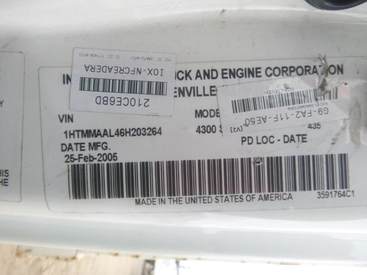 2006-international-durastar-4300-image-24