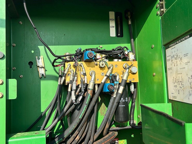 2007-john-deere-4895-image-2