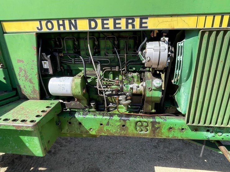 john-deere-4040-image-4