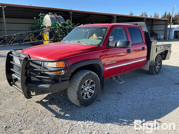 2005-gmc-sierra-2500-image-1