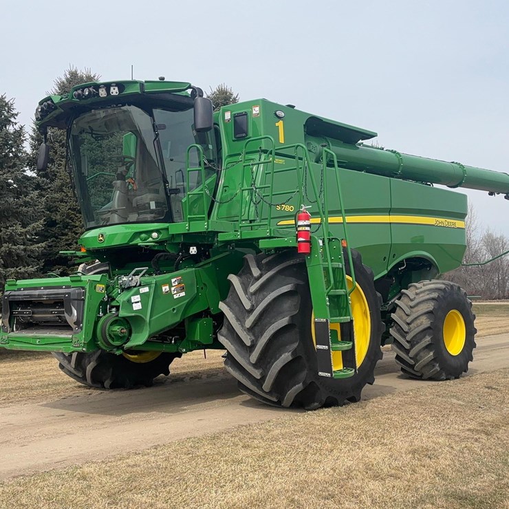 2023 JOHN DEERE S780