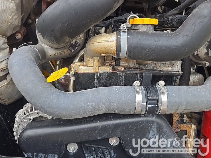 2017-jcb-510-56-image-61