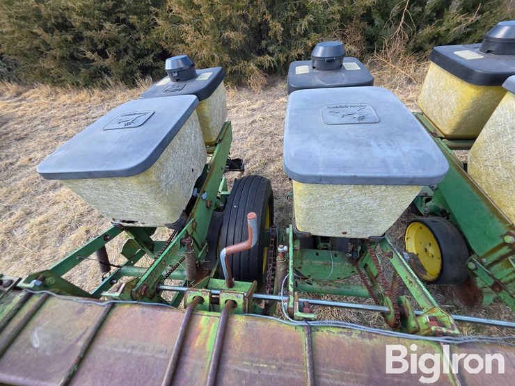 john-deere-7100-image-11