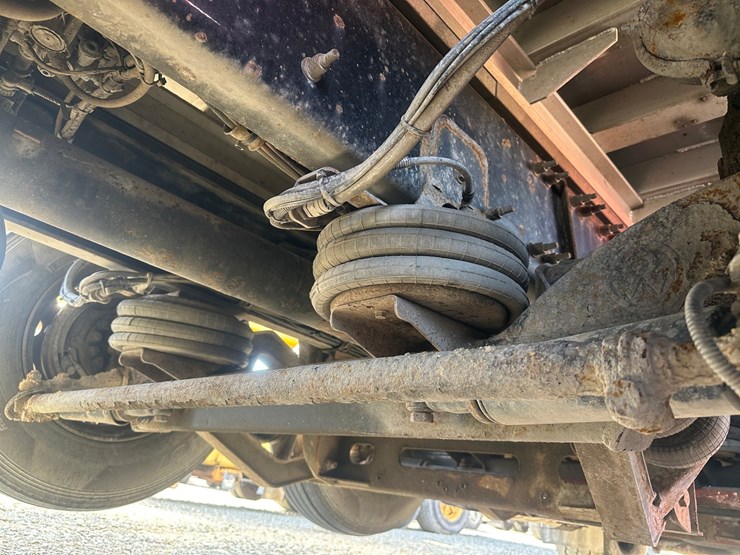 2019-massey-ferguson-8-image-67