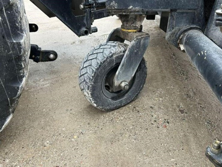 new-holland-tv6070-image-62