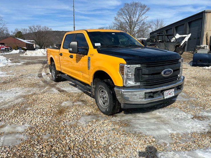 2018-ford-f250-image-16