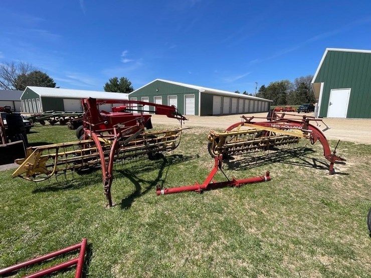 new-holland-258-image-6