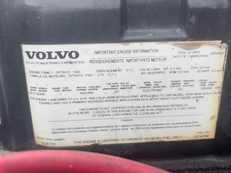 2006-volvo-vnlsemi-image-11