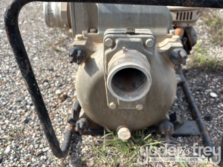 2014-honda-wt30x-image-11