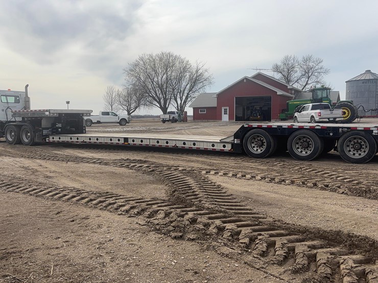 2022-muv-all-5370hdg-image-14